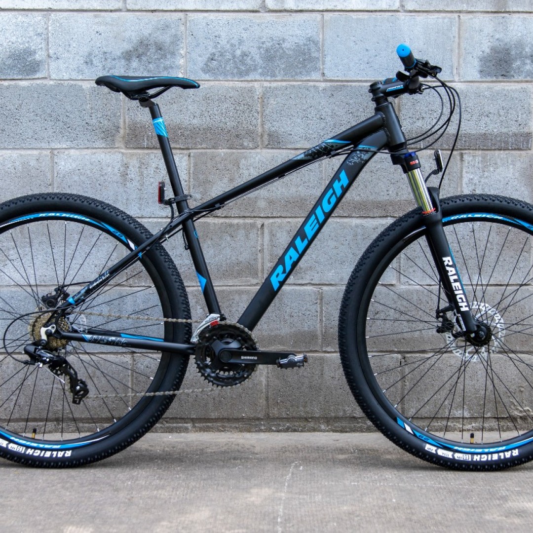 raleigh-20-r29-17-negro-con-azul