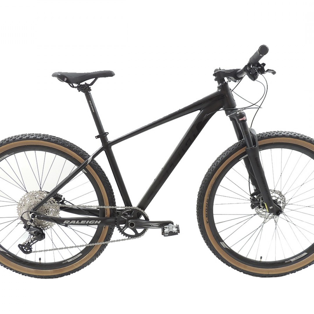 raleigh-70-r29-15-negro-con-negro